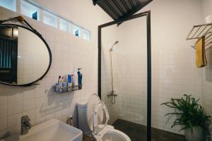 xom organic farm stay