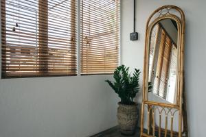 xom organic farm stay