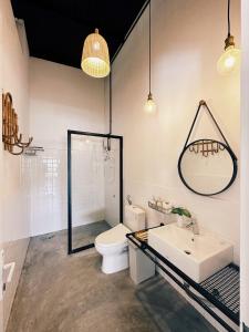 xom organic farm stay