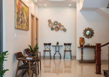 west lake hotel near bai dai beach