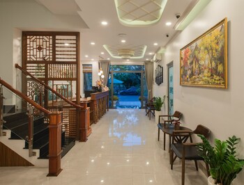 west lake hotel near bai dai beach