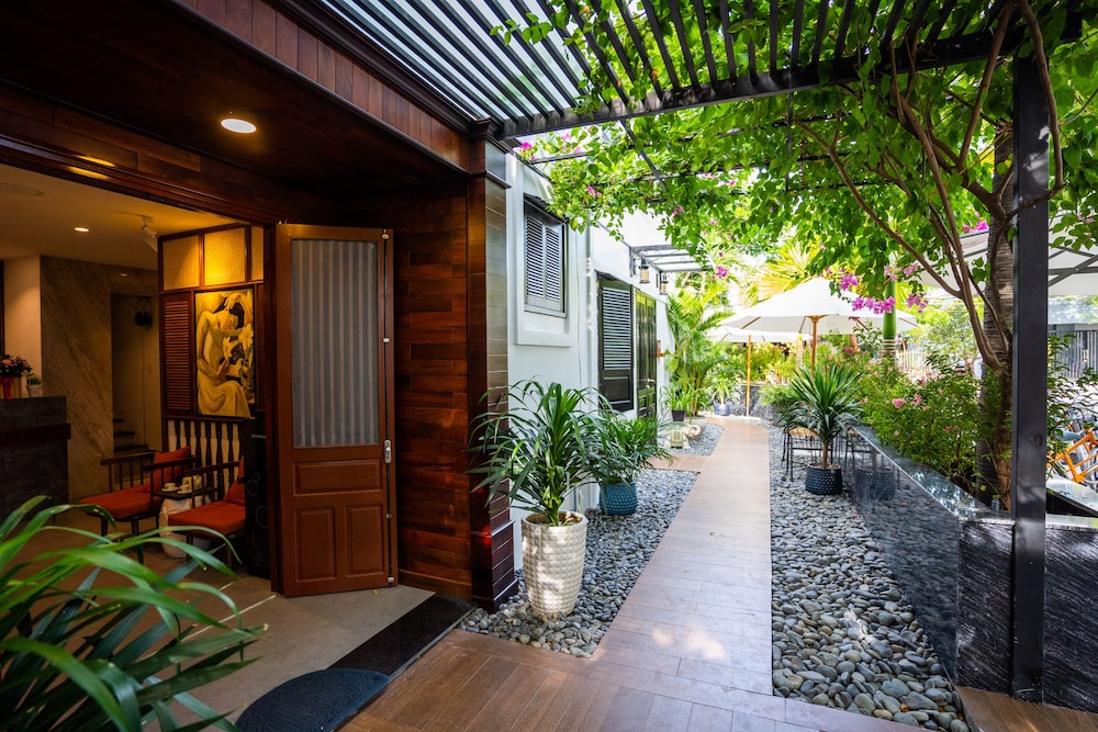 quang vinh apartment and hotel hoi an