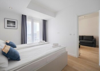 apartment alexander