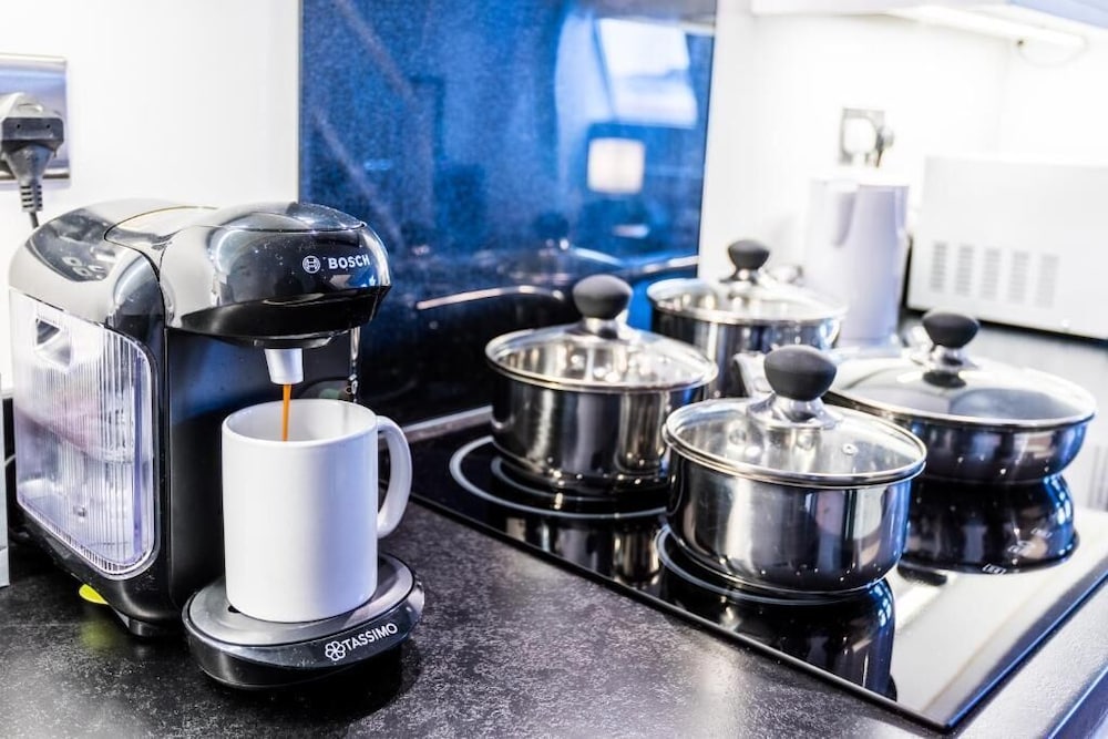 suite life serviced apartments