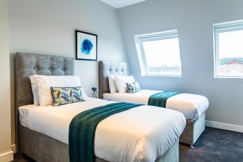 suite life serviced apartments