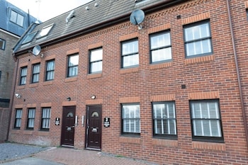 suite life serviced apartments