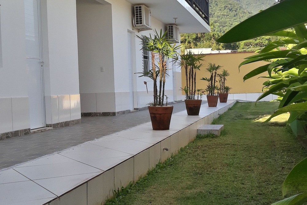 pousada tani com ar e piscina em maresias