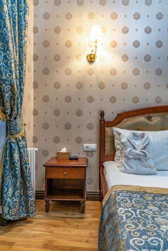 Saint Feder,Vynnyky>>Lviv,4 star