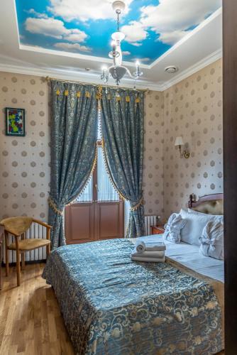 Saint Feder,Vynnyky>>Lviv,4 star
