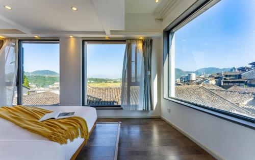 xinyue suying holiday hotel