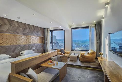xinyue suying holiday hotel