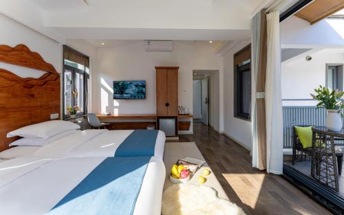 xinyue suying holiday hotel
