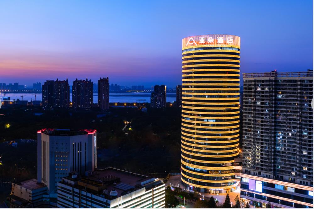 atour hotel wuhan qingshan peace park