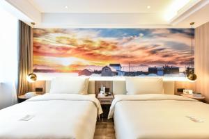 Atour Light Hotel (Shenyang Tiexi Square Subway Station),,4 star