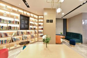 Atour Light Hotel (Shenyang Tiexi Square Subway Station),,4 star