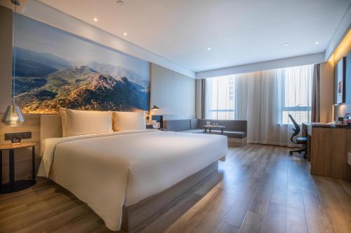 atour hotel weifang railway station youth road