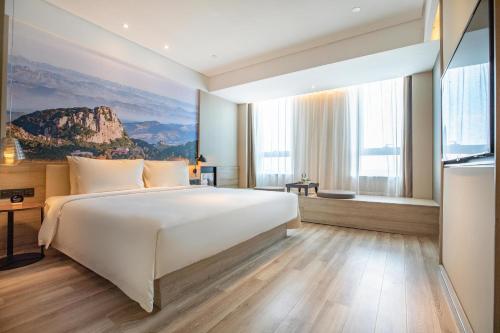atour hotel weifang railway station youth road
