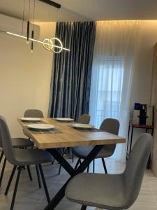 julies vila