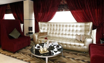 grand plaza hotel takhasosi riyadh