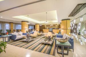 grand plaza hotel takhasosi riyadh