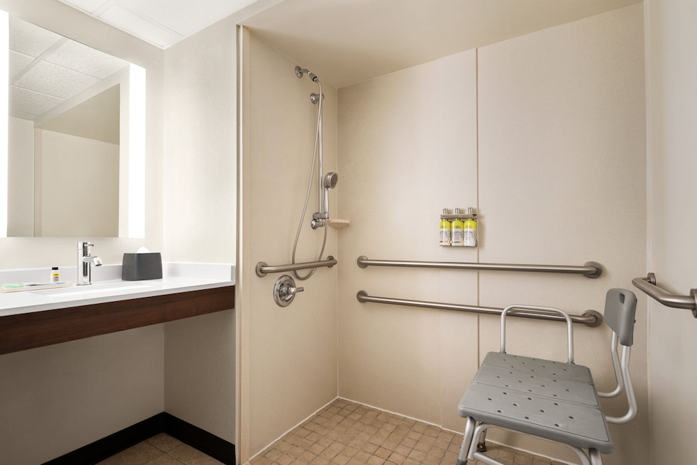holiday inn florence by ihg