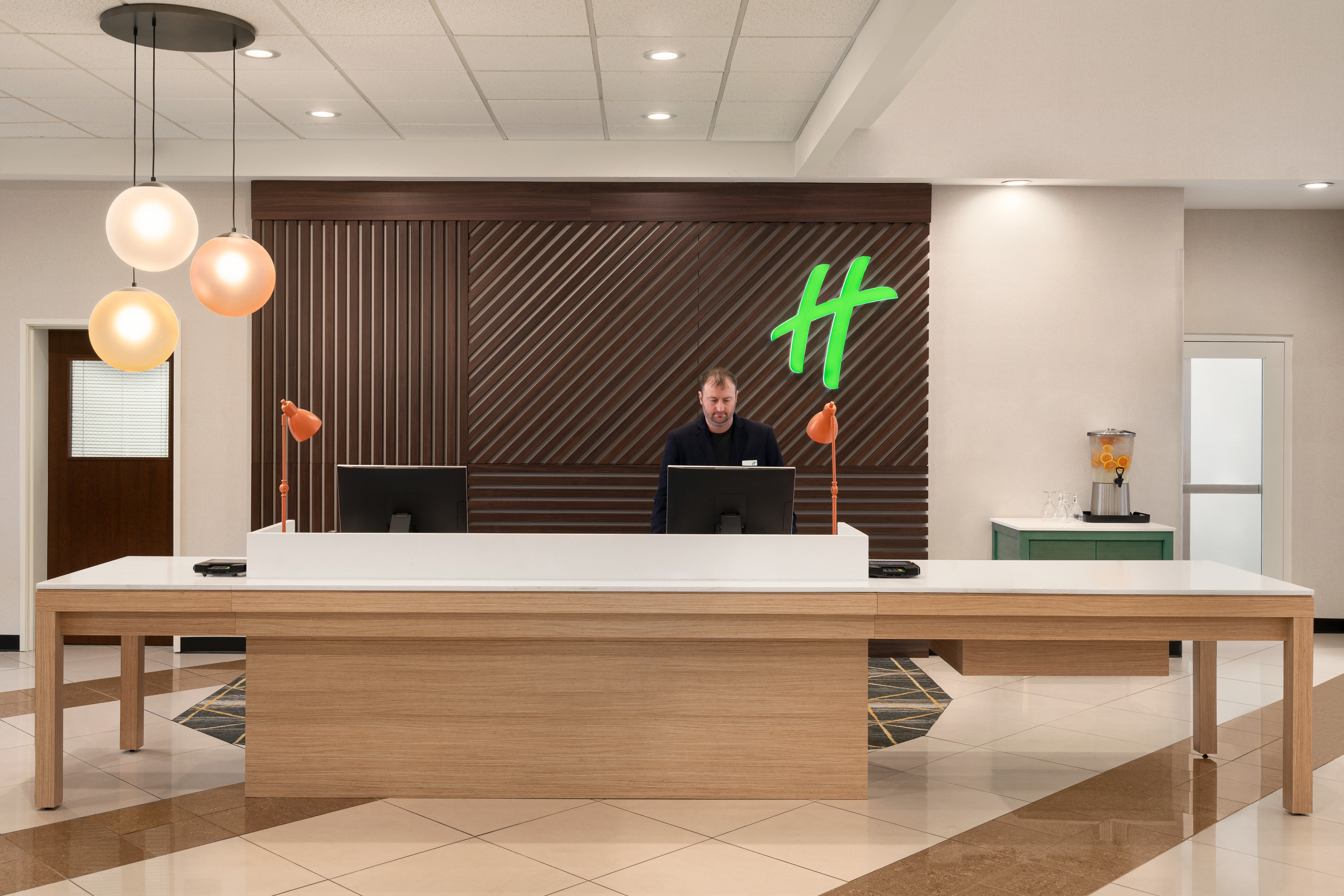 holiday inn florence by ihg