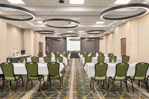 holiday inn florence by ihg