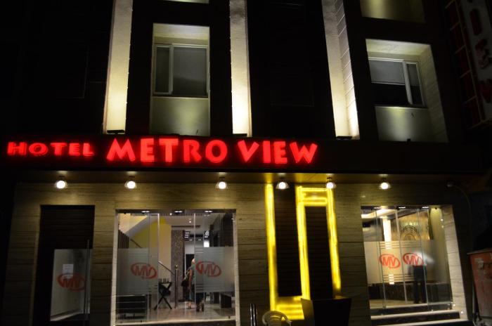 hotel metro view