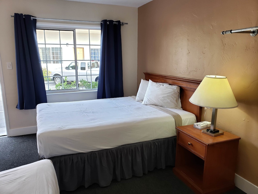 motel 6 santa cruz ca