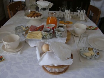 adore portugal coimbra guest house