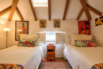 adore portugal coimbra guest house
