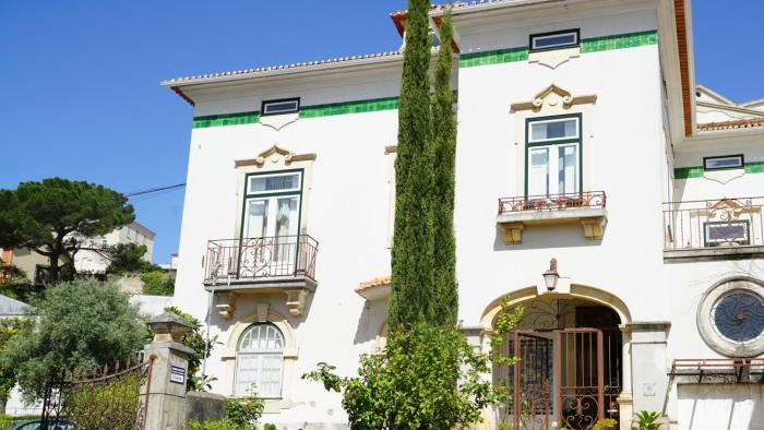 adore portugal coimbra guest house