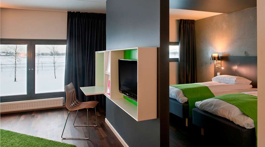 comfort hotel runway