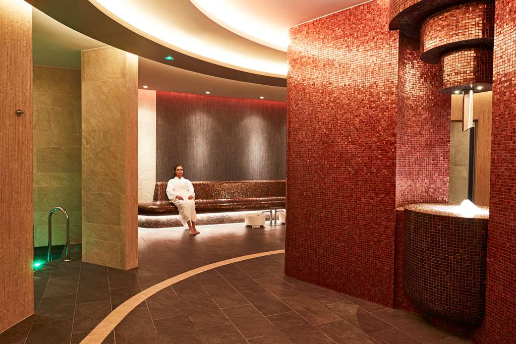 grand hotel kempinski riga