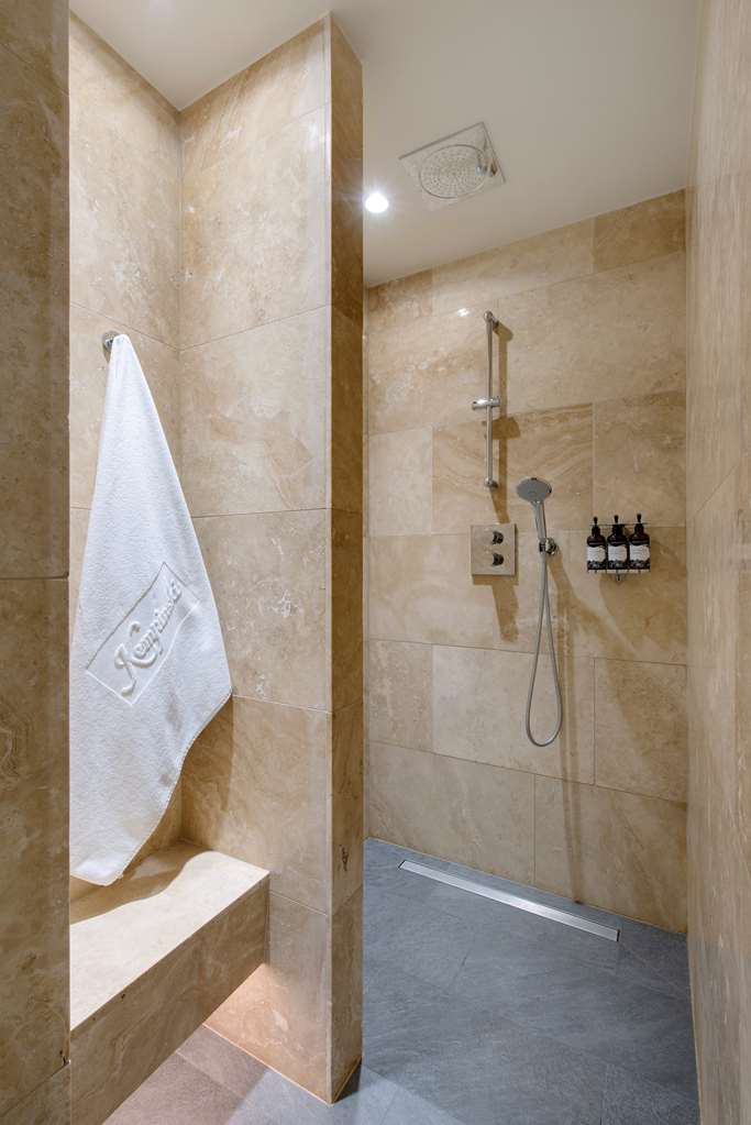 grand hotel kempinski riga