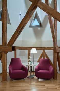 opera hotel