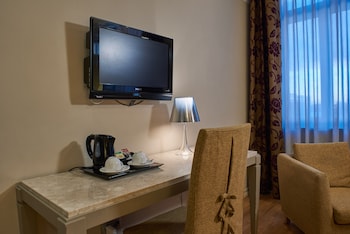 opera hotel