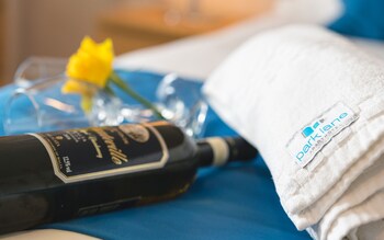 park lane boutique aparthotel