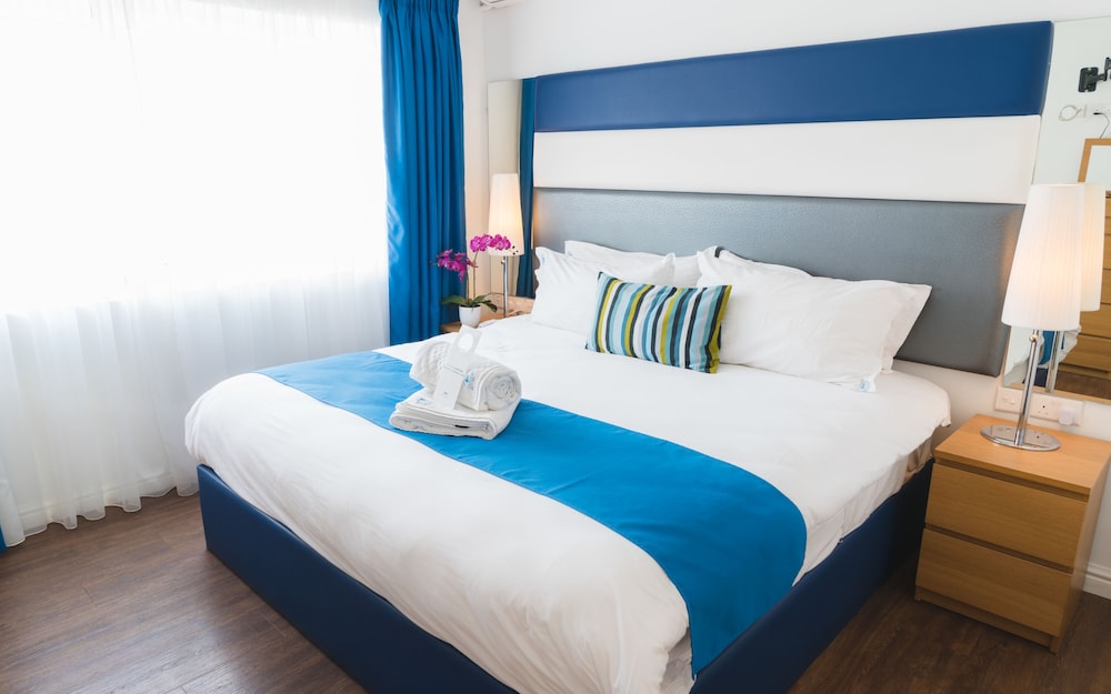 park lane boutique aparthotel