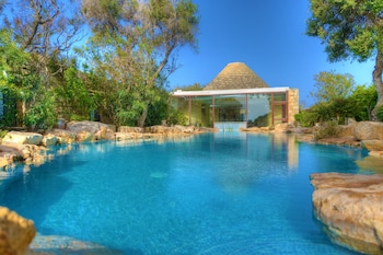 hotel ta cenc and spa