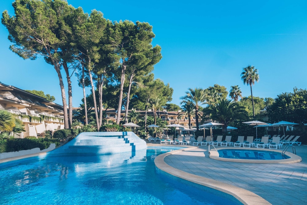 iberostar waves pinos park