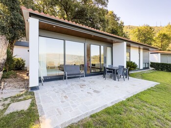 encosta de louredo by pousadela village