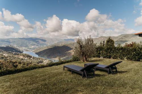 encosta de louredo by pousadela village