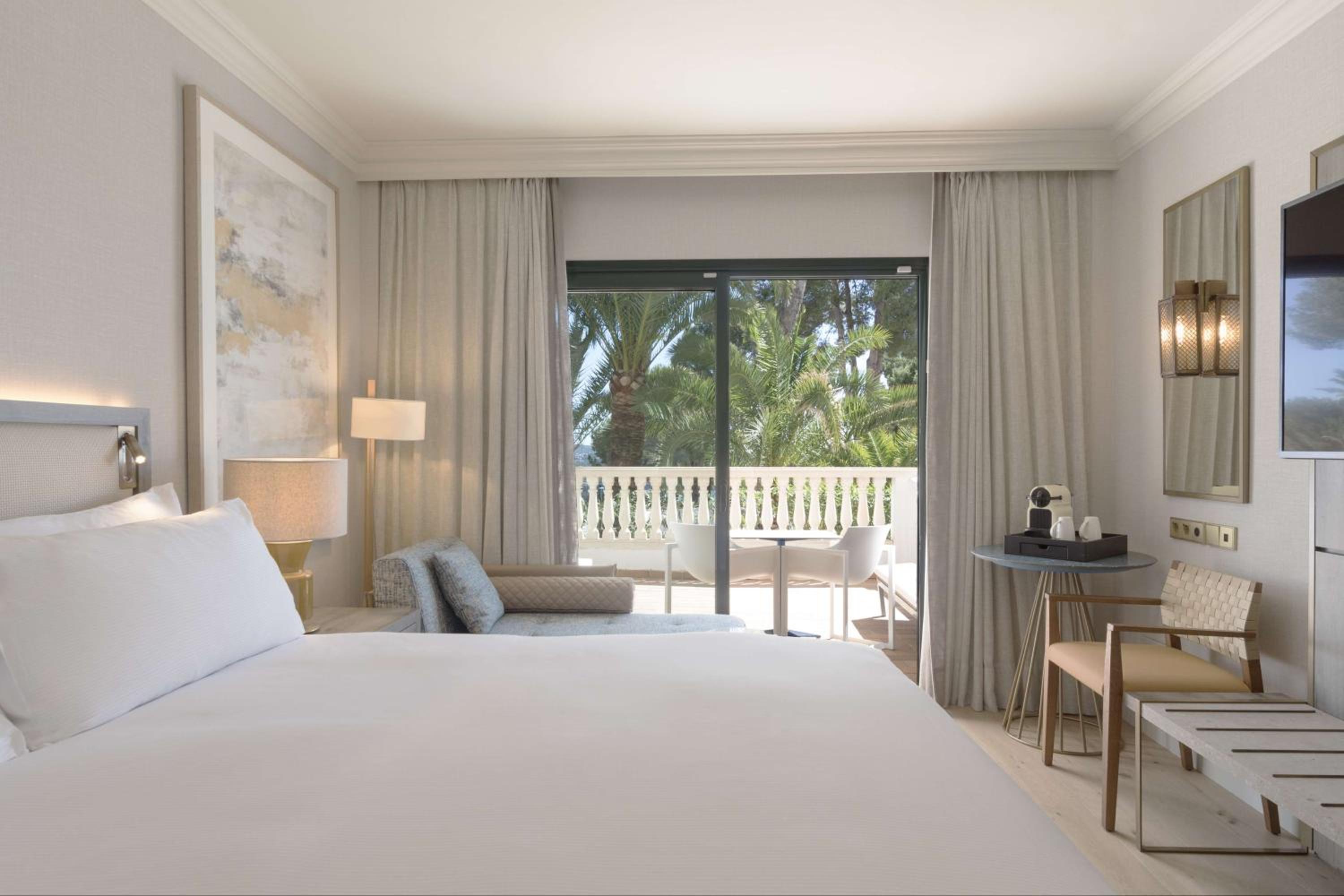 hilton mallorca galatzo