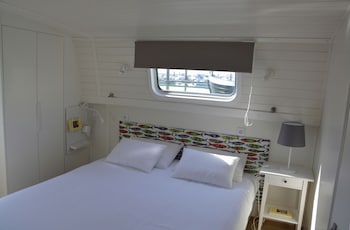 tagus marina houseboat