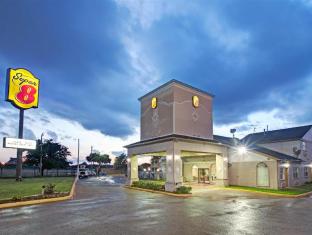 Super 8 Dallas-Mesquite,Dallas>>Corpus Christi,2 star