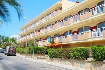 club simo aparthotel