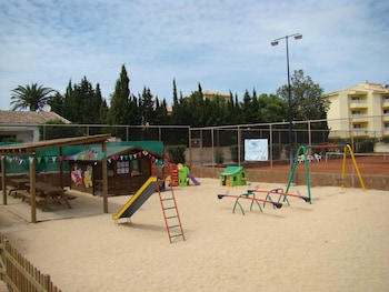 club simo aparthotel