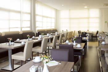 club simo aparthotel