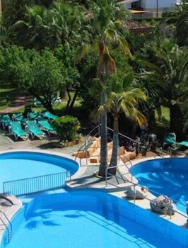 club simo aparthotel